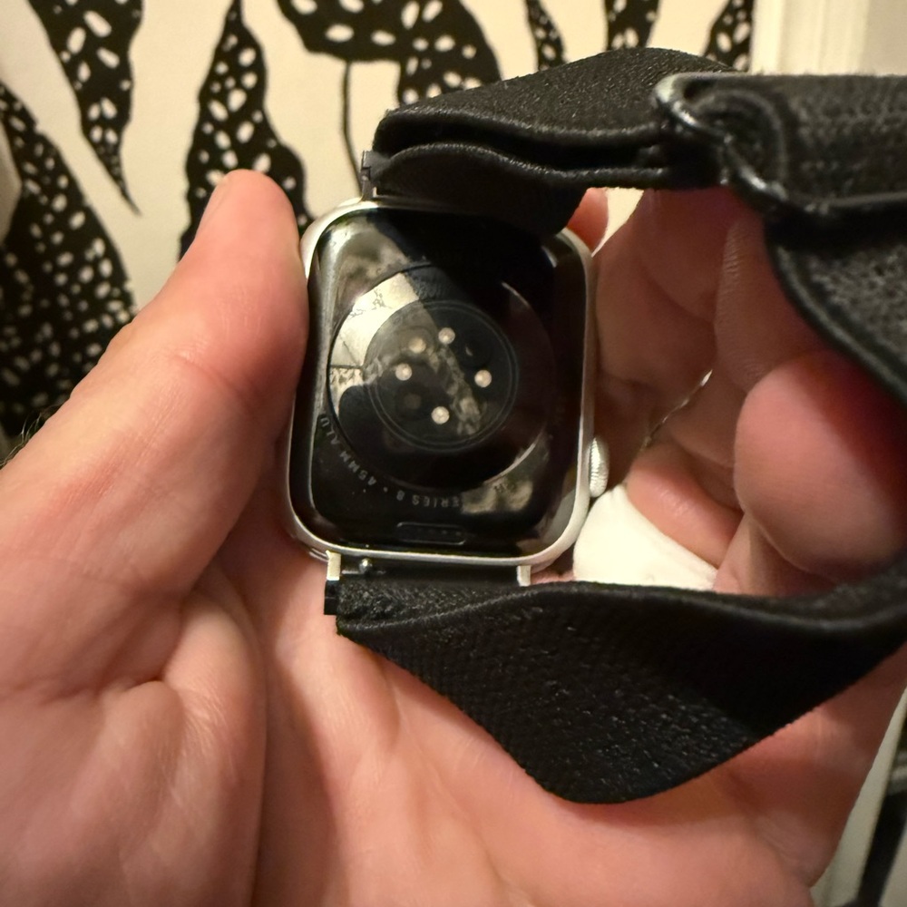 Apple Watch Series 8 [GPS, 45mm], space gray, great condition - Picture 5 of 7